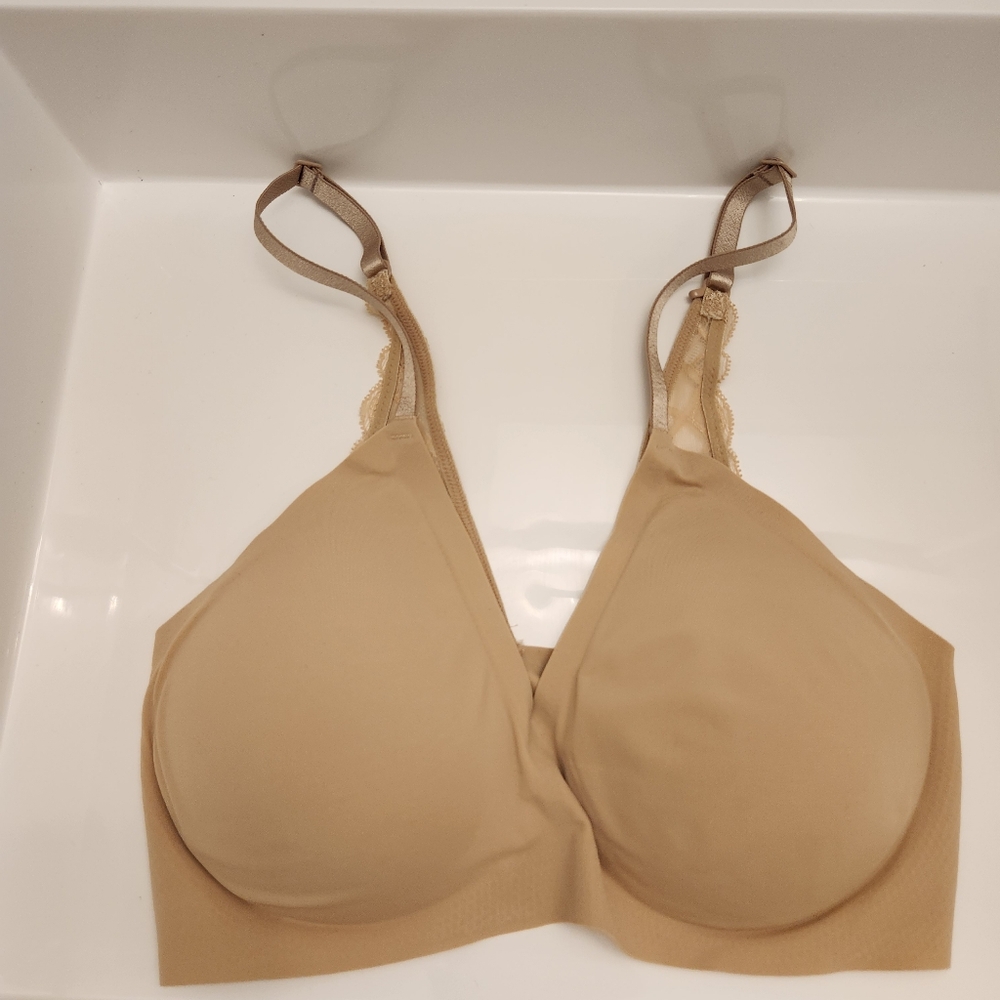 True&Co Bralette Lace Back Size M